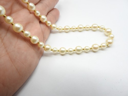 OFF WHITE Collana 18 pollici chiusura nascosta perline tono oro finta perle bianco sporco vintage