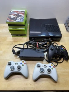 Lote Paquete Xbox 360 S 250gb, 3 Mandos, Cables 11 Juegos - Imagen 1 de 23