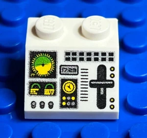 LEGO RADAR Airplane Screen White 2x2 Brick Decorated Airplane Printed Slope USED - Picture 1 of 2