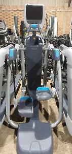 Precor AMT 885 Experience Series Open Stride Cross Trainer with P80 Console - Picture 1 of 3