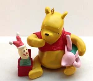 2000 Winnie the Pooh Piglet Jack In The Box Christmas Ornament NO BOX - Picture 1 of 4