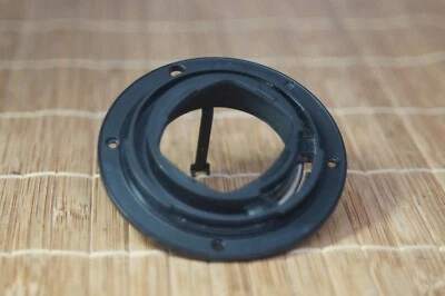 MINOLTA AF ZOOM 70-210 MM  F4,5 ( 22 )-5,6 LENS PARTS: MOUNT RING. - Imagen 1 de 2