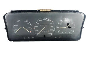 Velocímetro VW Passat 35i 1.8 357919033AJ 357919059 VDO 284.344 km - Imagen 1 de 2