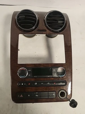 2005 - 2008 Ford Taurus X Radio Stereo Climate Control Dash Trim Bezel. R4 - Image 1 of 4