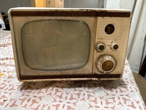 Emerson Model 1232 Television-Radio Released in 1956 **FaST SHIPPING** - Picture 1 of 8