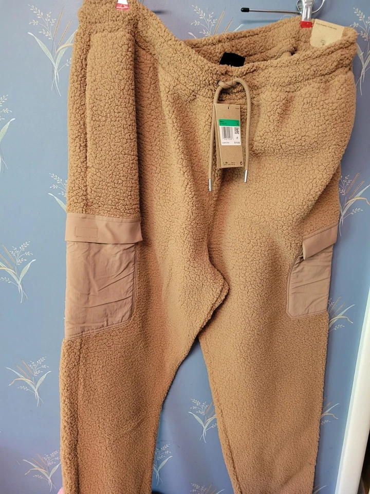 Nike Jordan Mens Small Loose Fit Sherpa Pants Archaeo Brown FV7450-223