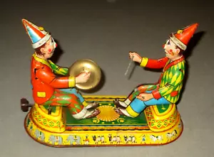 1949- TIN TOY CLOWN CIRCUS BAND- WIND UP WESTERN GERMANY DBGM STAMPED- 8.5" - Picture 1 of 12