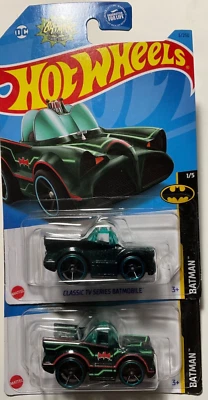 2023 Hot Wheels Tooned TV Series Batmobile Green Missing Tampo ERROR Set of 2 - Image 1 of 4