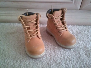 Lugz Convoy Boy's Boots Size 9 - Picture 1 of 3