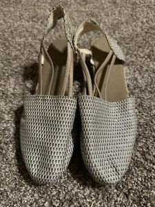 Chico's Womens Silver Metallic Straw Heel Sandals Sz 8.5 - Picture 1 of 2