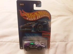 2004 Collectible Hot Wheels First Editions 43/100 Splittin Image - Picture 1 of 3