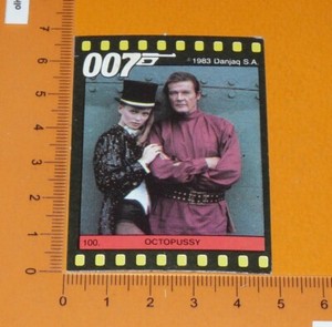 #100 JAMES BOND 007 OCTOPUSSY ROGER MOORE KRISTINA WAYBORN MONTY GUM CARD 1985
