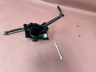 BMW E30 325e 325I 320I Automatic Shifter Assembly Gear Shifter OEM 158K Miles - Image 1 of 4