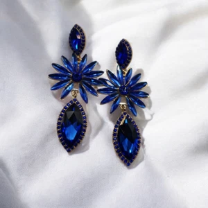 Gold plated crystal Star Earrings Sparkling Silver Statement Bridal Accessories - Picture 1 of 9