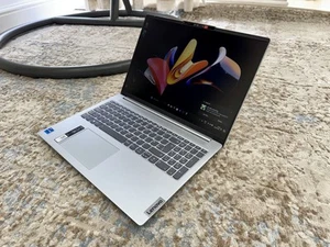 Lenovo IdeaPad Slim 5 16IRL8 16" Gaming Laptop Core i7-13620H 16GB RAM 1TB SSD - Afbeelding 1 van 19
