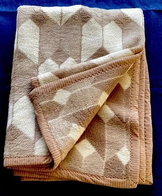Thick Reversible Double Sided Fleece Single Blanket Throw Geometric Style #Z - Image 1 of 4