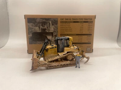 Cat D6R XL Bulldozer Muddy Version 1:50 DieCast Randomly Attach a Worker 85910C - Image 1 of 4