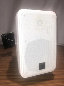 Altavoz pasivo bidireccional resistente a la intemperie Yorkville C120 Coliseum Mini Series 5" - Imagen 1 de 9
