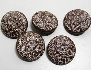 lot 0f 5 vintage buttons brown with leaf design - Picture 1 of 2