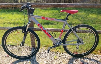 Mountain Bike Ovam, gruppo Shimano 3x8 rapporti, cerchi 26 - Immagine 1 di 4