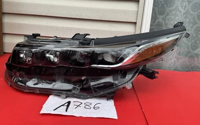 Faro izquierdo LED LH Toyota Prius Prime Advanced Plus Premium 2017-2019 OEM 786 Foto 1 de 4