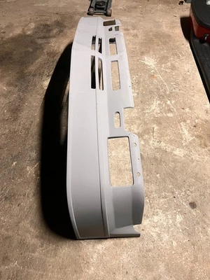 Parachoques delantero BMW C1 Alpina 1985-1987 OEM imprimado listo para pintar Foto 1 de 4