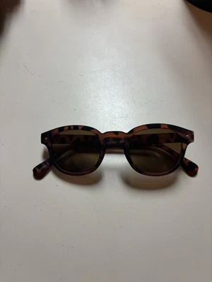 Gafas de sol Steve Madden lector de sol + 2,00 PD62 mm lectura caparazón de tortuga Foto 1 de 4