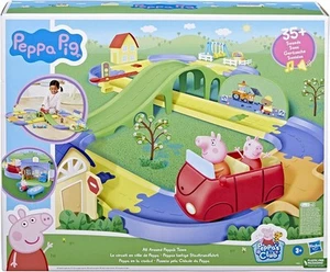Peppa Pig All Around Peppa?s Town Set - Picture 1 of 6