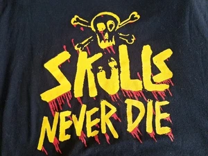 Vintage Skulls Never Die T-Shirt Größe L Totenkopf - Bild 1 von 5