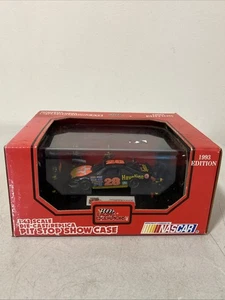 Davey Allison #28 Texaco Havoline 1/43 Diecast Pit Stop Show Case 1992 - Picture 1 of 6