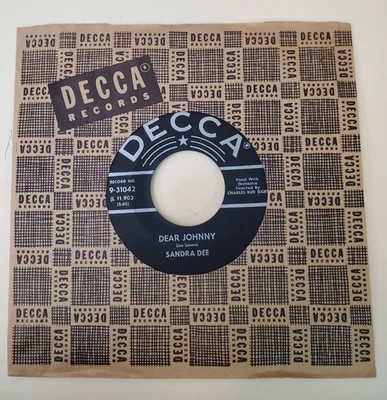 Sandra Dee DEAR JOHNNY (POP 45) #31042 PLAYS VG+ TO VG++ - Image 1 of 4