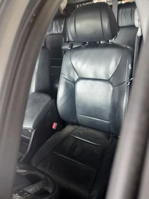 BLK LEFT FRONT SEAT 2013-2015 HONDA PILOT - Image 1 of 4