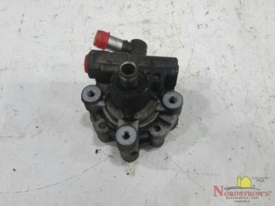 Chrysler Town & Country 2008 bomba de dirección asistida Foto 1 de 4