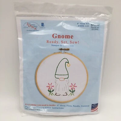 Kit de bordado ~ Gnomo ~ Arte de aguja Jack Dempsey  Foto 1 de 4