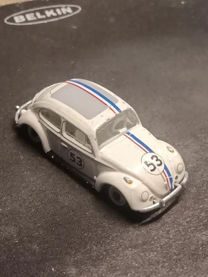 HERBIE THE LOVE BUG entre 1/64 VW ESCARABAJO con PACK PROTECTOR Foto 1 de 2