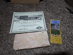Milwaukee County Stadium Braves & Brewers Cream City Brick ¡con certificado de autenticidad y talón de boleto! - Imagen 1 de 8