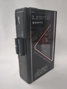 Vintage Sanyo M-GR59 AM/FM Stereo Cassette Tape Player Portable Radio Works - Bild 1 von 12