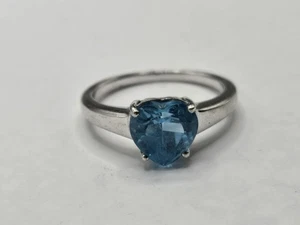 Anillo de plata de ley talla 7 en forma de corazón piedra azul - Imagen 1 de 5