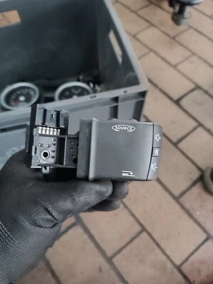 Original Renault Megane 2 II CC Schalter Lautstärke 8200103769 - Bild 1 von 4