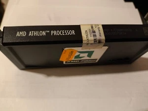 PROCESADOR AMD ATHLON K7 AMD-K7700MTR51B A 700MHZ - Zdjęcie 1 z 6