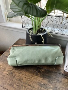 Latico Leather Clutch Light Olive Green Silver Tone Clasp Boho Chic Small - Bild 1 von 11