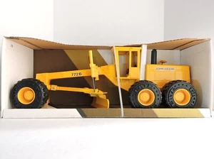 1990 VTG John Deere 772B Road Grader No. 511-10CO 1/16th Scale NEW IN ORIG BOX - Picture 1 of 15