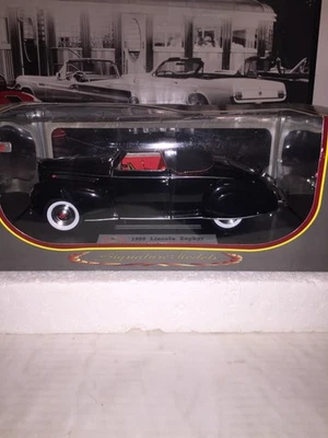 Signature Models 1:18 Diecast 1939 Lincoln Zephyr Black - Image 1 of 4