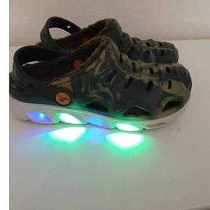 Skechers Foamies Hypno Splash Light Up Camo Fleece gefütterte Clogs Pantoletten Jungen 2 - Bild 1 von 6
