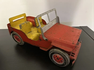Jeep Louis Marx & Co WILLYS vermelho brinquedo de aço prensado Jeep - Imagem 1 de 4