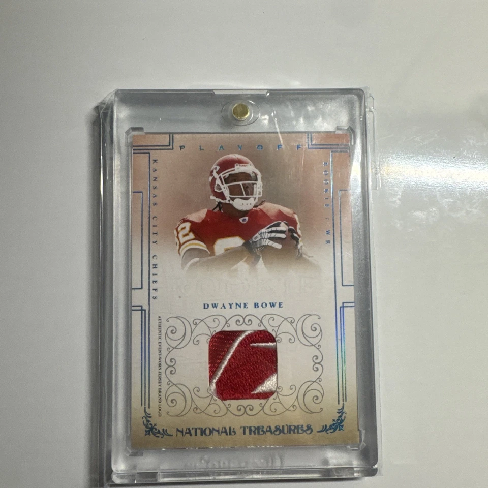 2007 Плей-офф National Treasures KC Chiefs Dwayne Bowe Reebok нашивка No/10 дебютант - Изображение 1 из 2