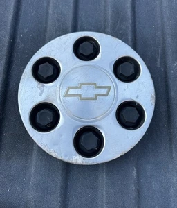 ✅1999-2007 Chevy Avalanche Silverado Tahoe ASTRO OEM Center Hub Cap 9595263 #915 - Picture 1 of 4