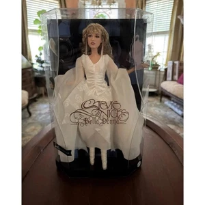 Barbie Signature Stevie Nicks Bella Donna Muñeca de Moda Blanca JBJ45 Mattel | NUEVA - Imagen 1 de 8