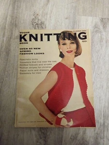 RARE VTG 1960s VOGUE KNIT BOOK 1963 *45 Designs to Knit* Mützen Kleider Stolen - Bild 1 von 4