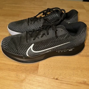 Nike Court Air Zoom Vapor 11 Mens Tennis Shoes Black DR6966-002 VNDS Size 8.5 - Picture 1 of 8